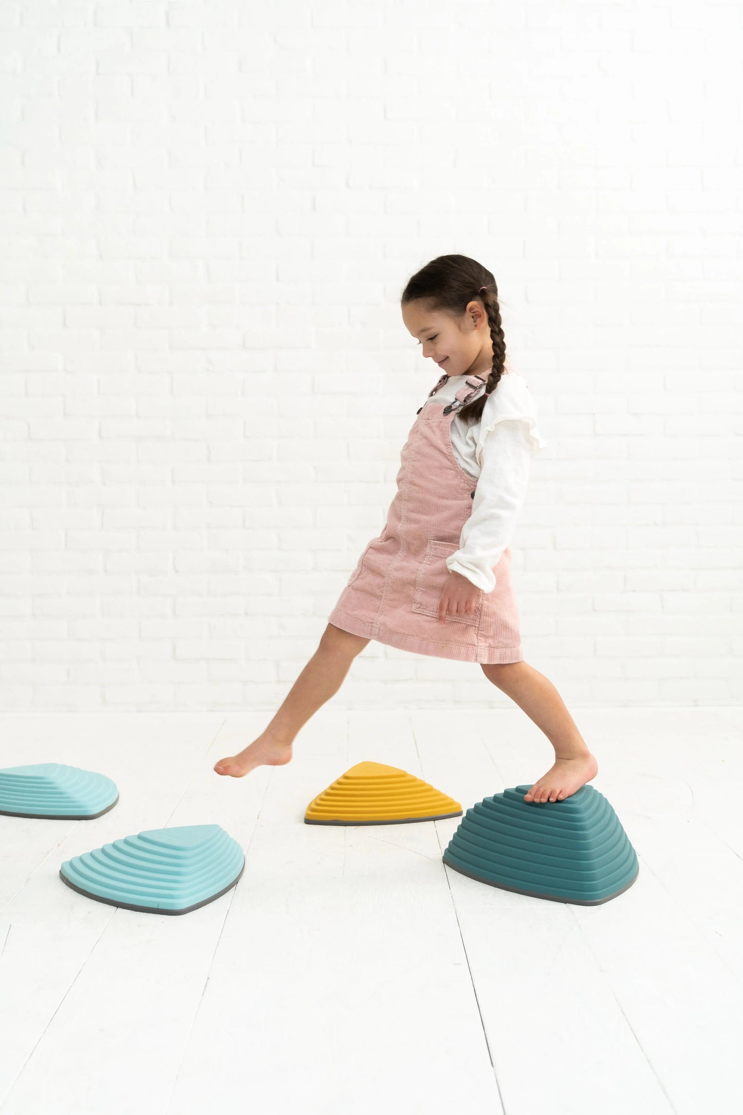 Balance Stepping Stones - Everett & Avery Co. - Sensory Stepping Stones