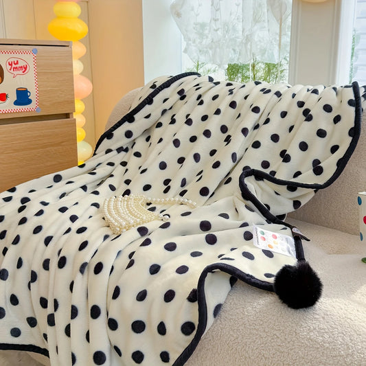 Polka dot plush throw blanket for beach-Camping
